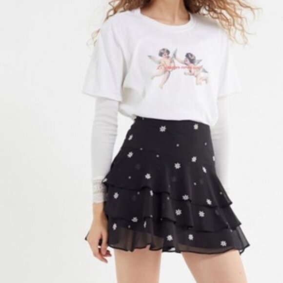 Urban Outfitters Evelyn Tiered Floral Daisy Ruffle Mini Skirt Size M EUC - Picture 5 of 14